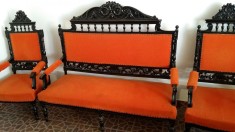 Set mobilier sculptat: Canapea si 2 Fotolii . Lucrat manual, Mobilier unicat.