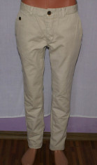 Pantaloni barbati RIVER ISLAND slim fit W32 L32 / 46-48 material de doc bej foto