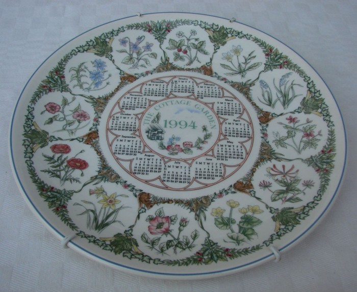 Impresionanta farfurie din portelan englezesc WEDGWOOD The Cottage Garden foto mare Impresionanta farfurie din portelan englezesc WEDGWOOD The Cottage Garden foto mare