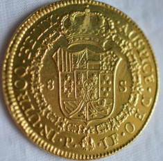 Moneda aur 8 escudos Colombia 1801-P JF foto