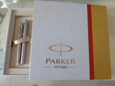 Set Stilou si Pix Parker Premium Metallic Pink CT - NOU! foto