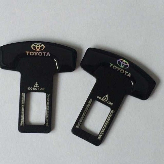 2 x Suport centura siguranta Toyota elimina sunetul suparator foto mare 2 x Suport centura siguranta Toyota elimina sunetul suparator foto mare