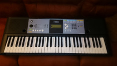 ORGA YAMAHA PSR E 233 foto