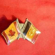 Insigna Prietenia Romania- Canada , metal si email , L= 2,3 cm