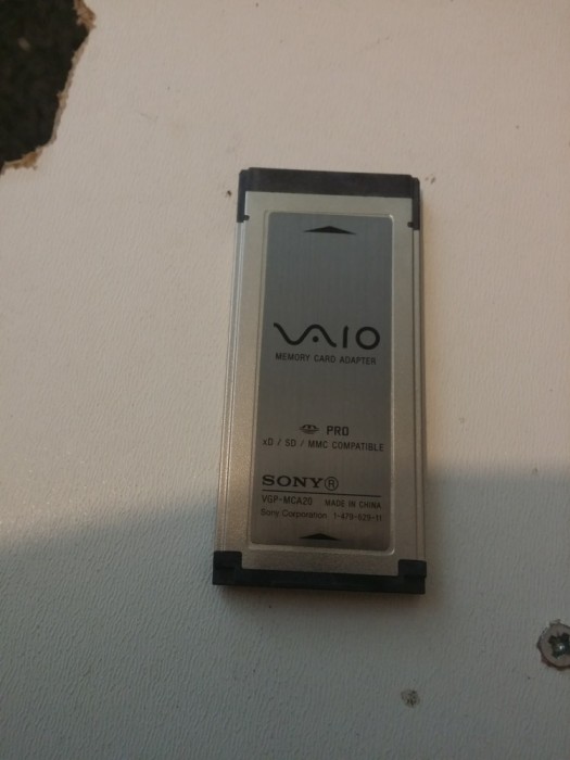 Sony VGP-MCA20 Expresscard SD MMC XD Card Reader foto mare Sony VGP-MCA20 Expresscard SD MMC XD Card Reader foto mare