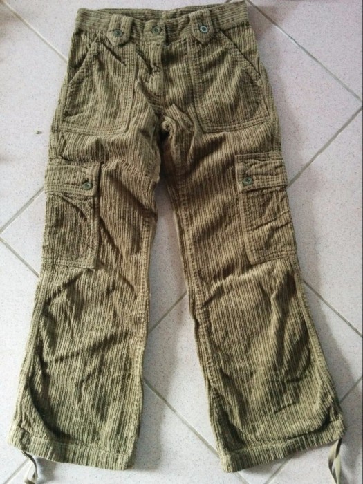 Pantaloni raiat, jeansi copii, unisex, 8-10 ani, Benetton. COMANDA MINIMA 30 lei Pantaloni raiat, jeansi copii, unisex, 8-10 ani, Benetton. COMANDA MINIMA 30 lei