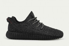 Adidasi Adidas Yeezy 350 Boost Pirate Black foto