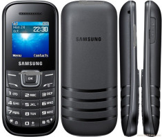 SAMSUNG E1200I foto