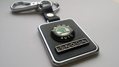 Breloc detaliu piele eco pentru SKODA Octavia Fabia Superb foto