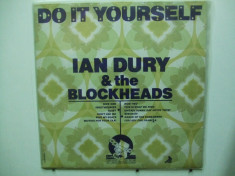 Disc vinil LP : Ian Dury And The Blockheads - Do It Yourself foto