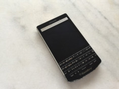 Blackberry P9983 Porsche Design Carbon Black stare f buna , ORIGINAL - 899 RON foto