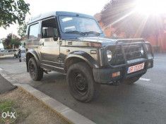 Suzuki Samurai foto