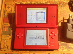 JOC CONSOLA NINTENDO DS LITE ROSU + INCARCATOR ORIGINAL foto