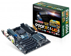 Placa de baza GIGABYTE 990FXA-UD5 foto