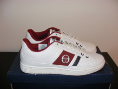 Adidasi Sergio Tacchini Tesselate Trainers White/Burgundy/Navy marimea 41 foto