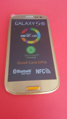 Telefon mobil Samsung Galaxy S3 I9300 Auriu si Rosu \ Gold and Red foto