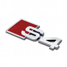 Emblema Audi S4 logo portbagaj din metal calitate inalta 8cm x 3cm foto