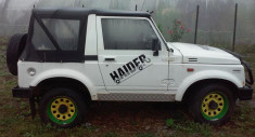 Suzuki Samurai foto