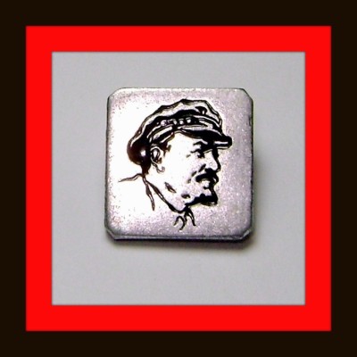 2. INSIGNA LENIN, 1.5 X 1.5 cm foto