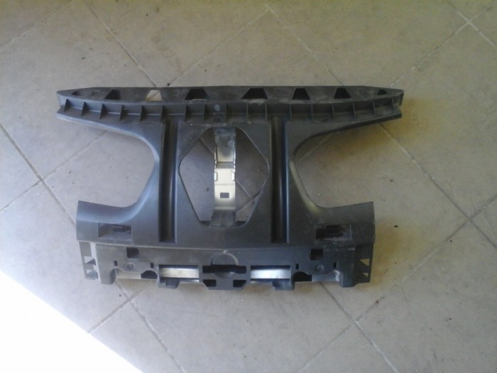 Vand suport central bara fata Renault Megane Facelift