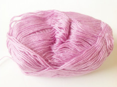 Fir de tricotat sau crosetat , acril, moale, cu un luciu fin , roz superb ! foto
