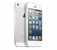 Telefon Apple iPhone 5 White, 16 GB, Wi-Fi, fara incarcator, fara cablu de date, pata display foto