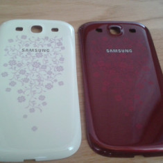 Pachet Capac spate Samsung Galaxy S3 i9300 alb rosu La Fleur + folie sticla