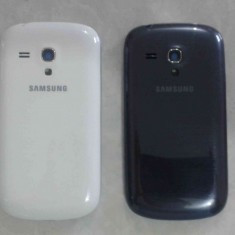 Pachet Capac spate Samsung Galaxy S3 mini i8190 original alb + folie sticla  | Okazii.ro
