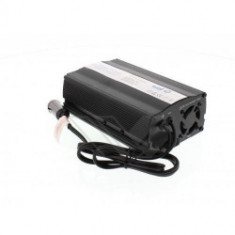 Invertor de tensiune cu USB, 12V -&amp;gt; 220V, 150W, Well foto