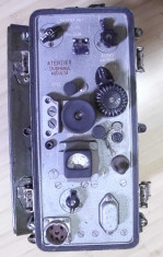 radio vechi militar armata vechi R-105 emitator receptor statie de colectie foto