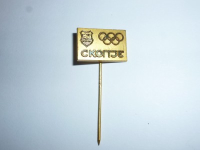 Insigna olimpica - Olimpiada SKOPJE 1972 (Iugoslavia) foto