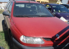 Renault Laguna foto