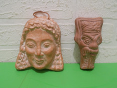 Doua mici MASTI din CERAMICA inspirate dupa statui persane foto
