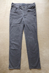 Blugi stretch Armani Jeans; marime 30, vezi dimensiuni exacte; 2% elastan foto