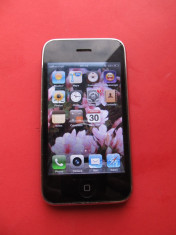 Iphone 3g cu incarcator si cablu de date foto