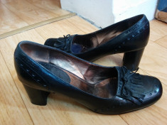 Pantofi din piele firma MEXX marimea 38,arata impecabil! foto