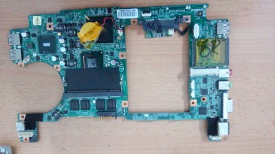 Placa de baza MSI U100 A89. foto