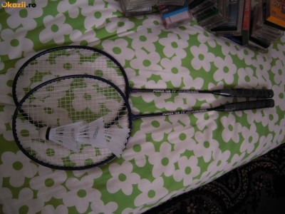 SET de 2 Rachete de badminton POWER 108 - Attacker si 3 fluturasi, NOI foto