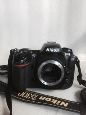 vand NIKON D300 body cu 9685 de cadre foto