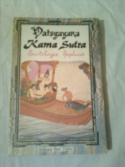 KAMA SUTRA - EROTOLOGIE HINDUSA - ARTA HINDUSA A IUBIRII FIZICE ~ VATSYAYANA foto