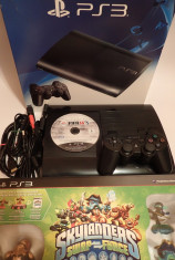 Consola Sony Playstation3 ca noua in cutie PS3 bonus Bluray Fifa si Skylanders foto