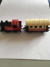 MACHETA LOCOMOTIVA CU VAGON PERSOANE MATCHBOX 1978 foto