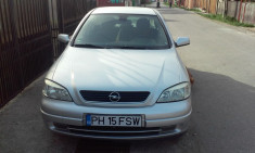 Opel Astra foto