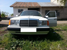 Mercedes-Benz E230 foto