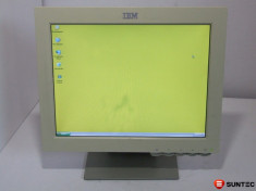 Monitor LCD 15 inch IBM 9512-AWD, ecran zgariat si patat, carcasa zgariata, fara alimentator si fara cablu VGA DISP_012 foto