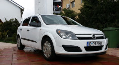 Opel Astra foto