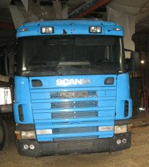 Scania 400 124 R foto