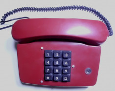 telefon vechi anii 80 de colectie; nu e cu disc foto