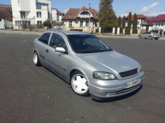 Opel Astra foto