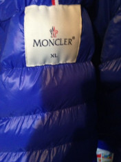 Geaca Moncler XL Curier Gratuit foto